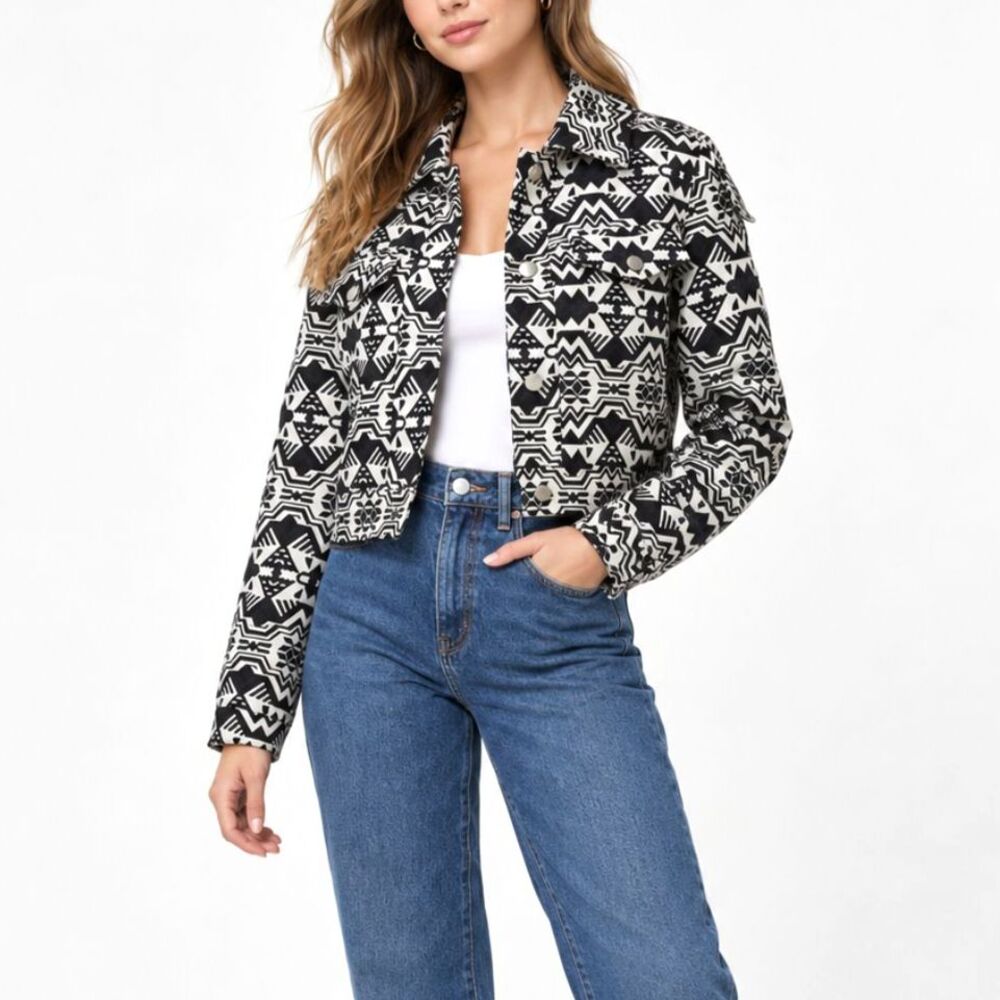 NWT Avec Les Filles Geometric Jacquard Crop Trucker Jacket Southwestern